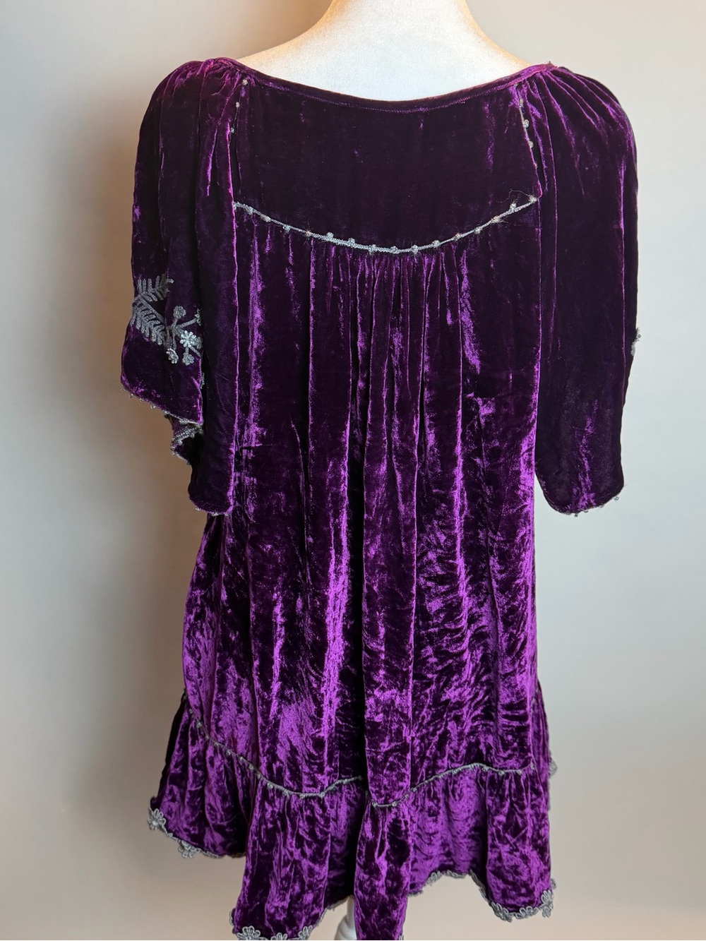 Sundance Plum Velvet & Silk Blend Embroidered Tunic - Picture 4 of 16